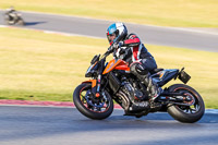 Evening Low_Mid Group Orange Bikes